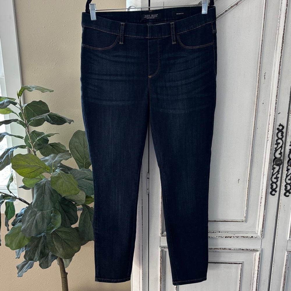 Judy Blue Skinny Fit Pull On Denim Blue Jeans, Women’s Size 15/32 JB8846